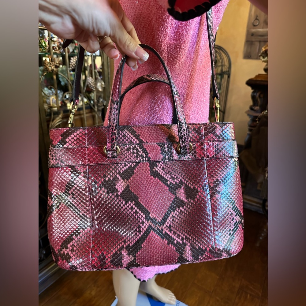 Stunning Gucci Python Horsebit 2 Way Tote - image 7